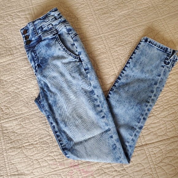 bebe Denim - Denim Cropped Jean's